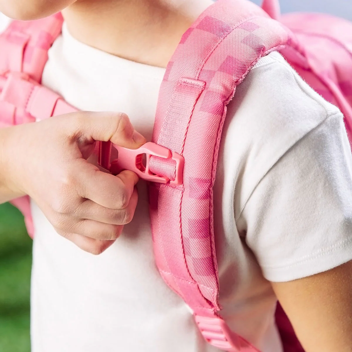 Herschel Supply x Minecraft Kids Heritage Backpack - Pink Sheep - Image 6