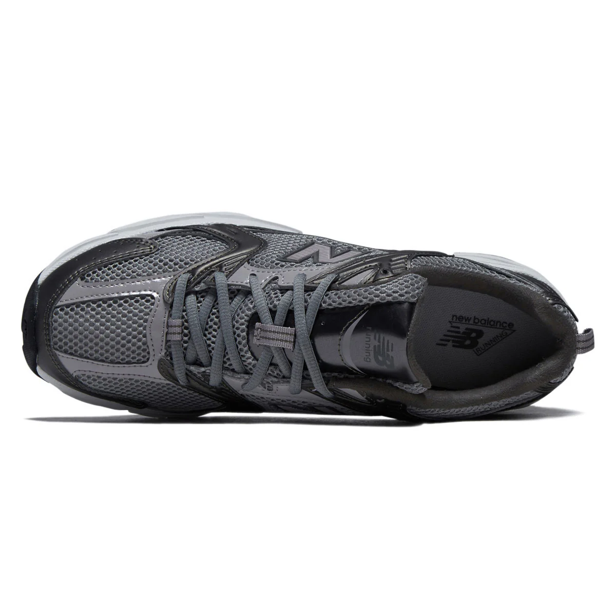 New Balance 530 Shoes - Black Metallic/Truffle Salt - Image 3