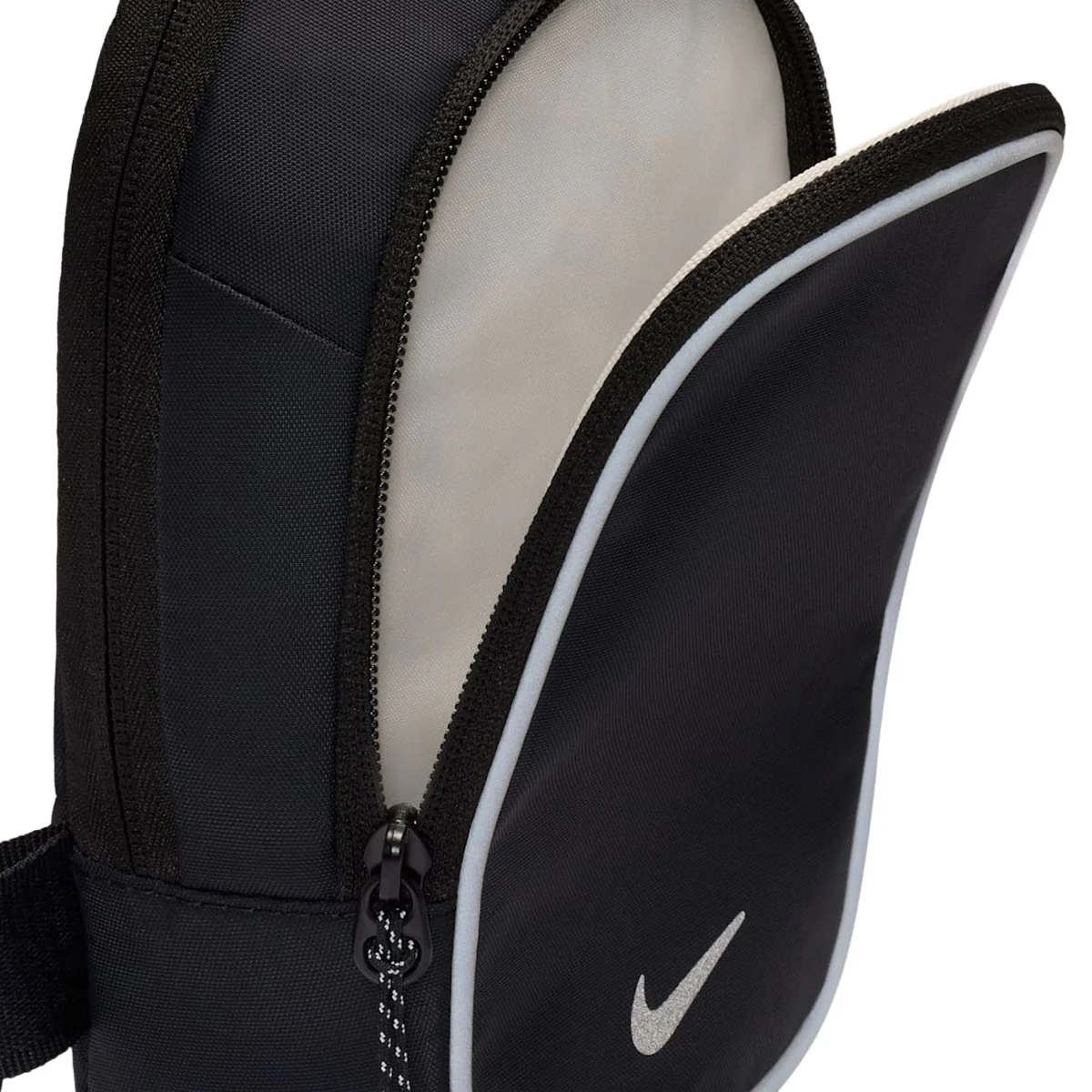 Nike SB Commute Crossbody Bag - Black/Black/Reflective Silver - Image 5